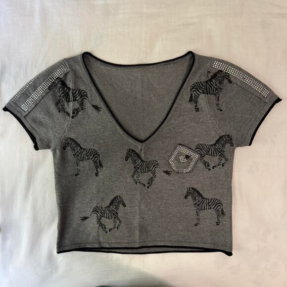 y2k zebra print rhinestone crop top gray v neck edgy glam - Picture 3 of 4
